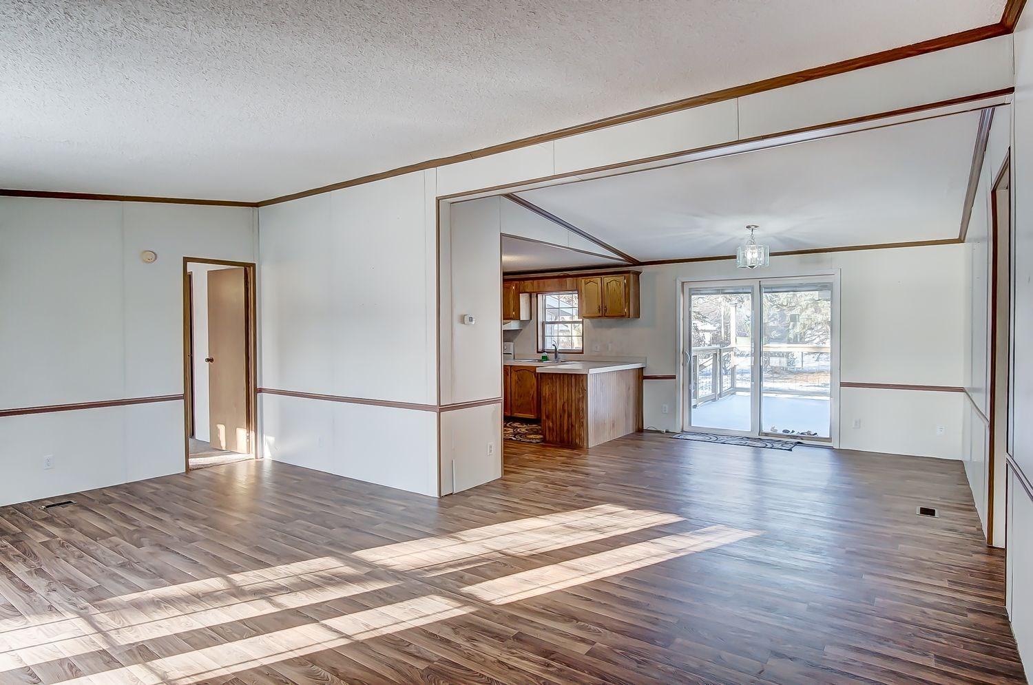 914 Hawpatch Street Lagrange, IN 46761 - Photo 6 of 26 Gallery Image 6