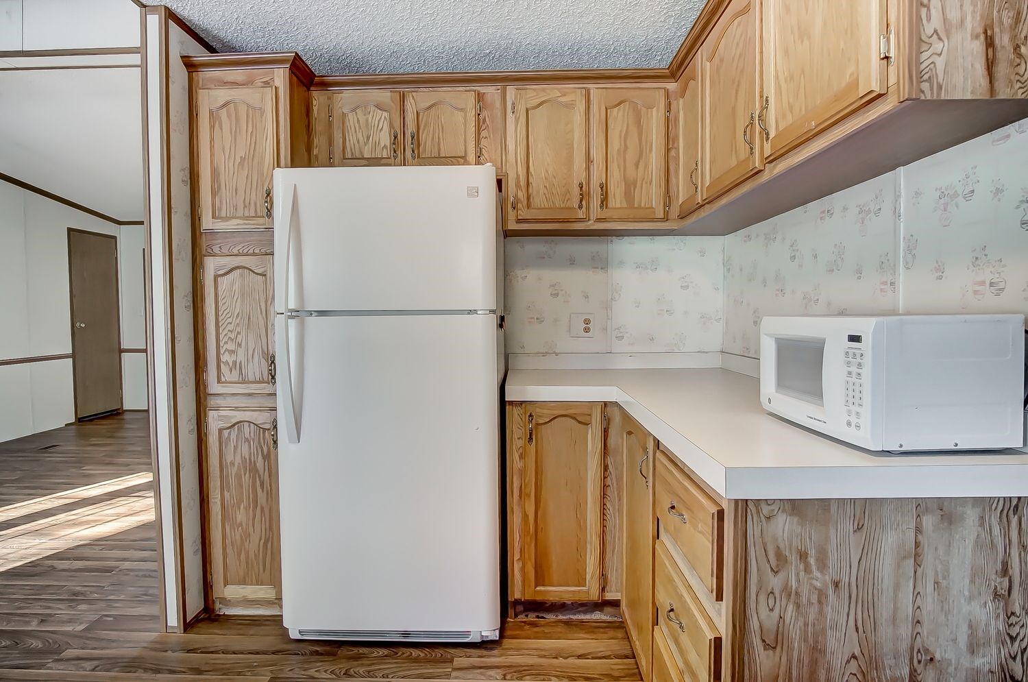 914 Hawpatch Street Lagrange, IN 46761 - Photo 10 of 26 Gallery Image 10