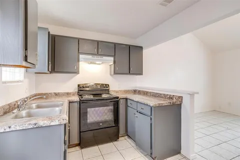 $450,000 | 716 South Perkins Street, Fort Worth, TX 76103