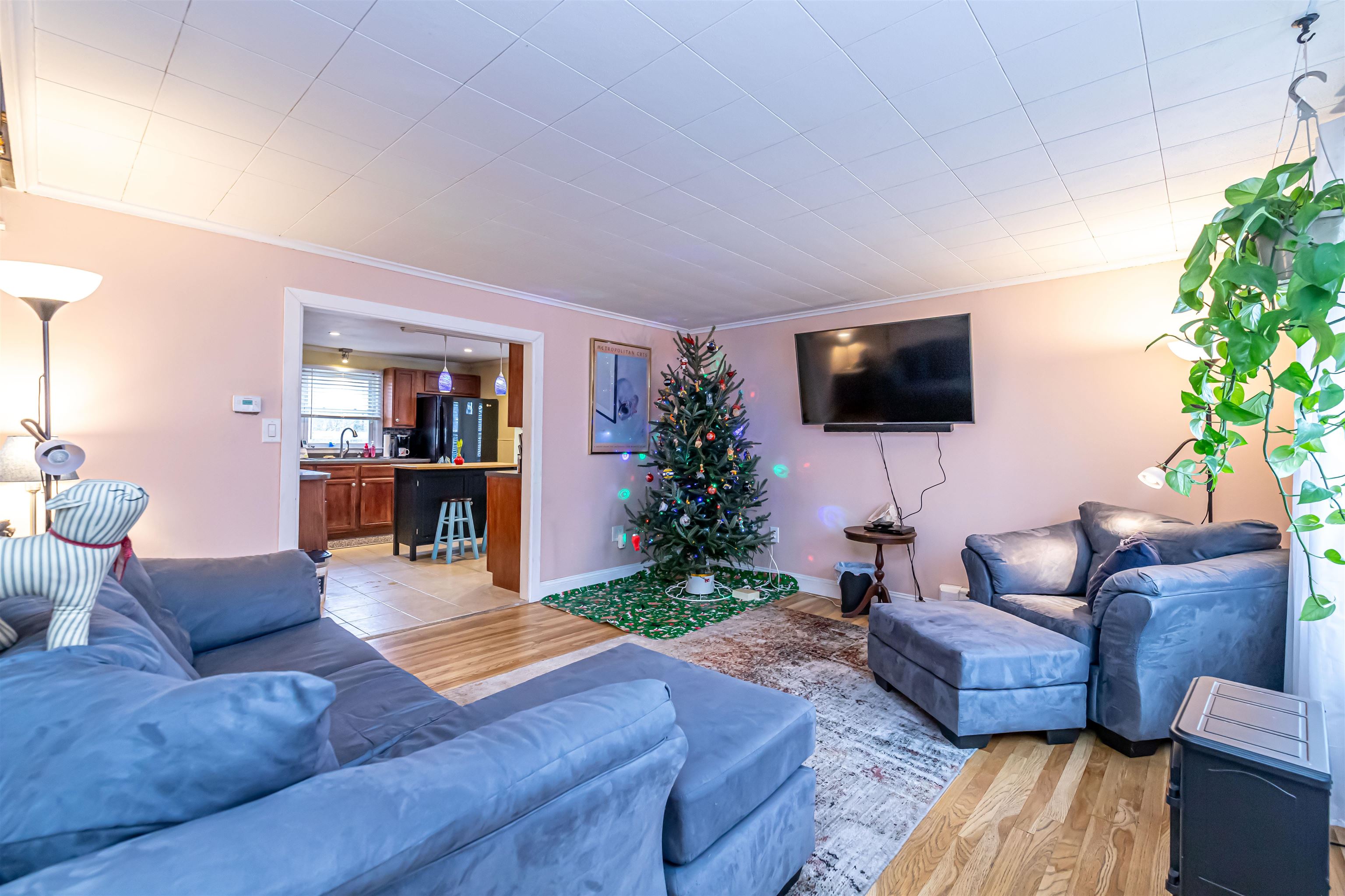 11 Elizabeth Street Rochester, NH 03867 - Photo 12 of 51