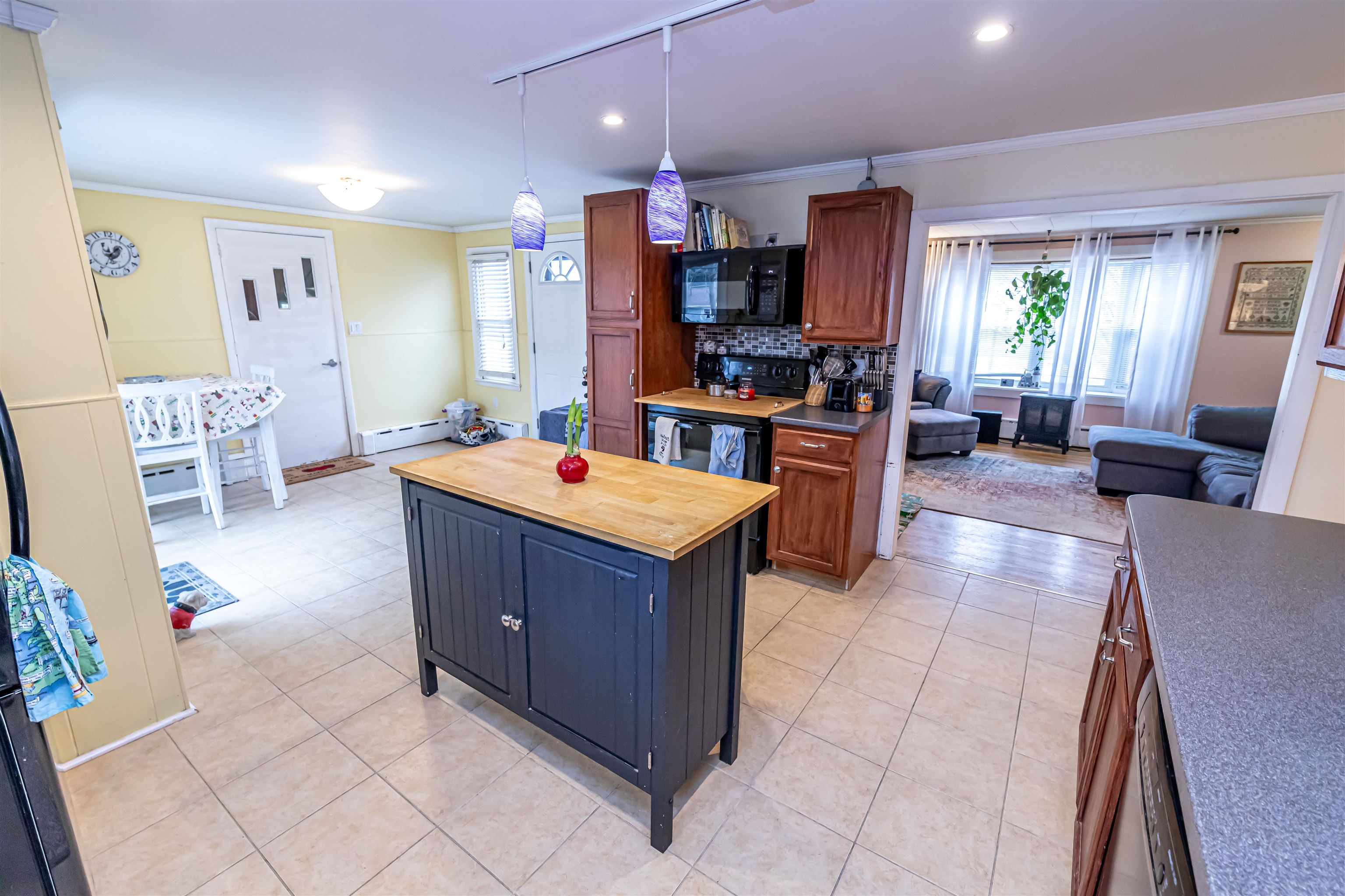 11 Elizabeth Street Rochester, NH 03867 - Photo 20 of 51