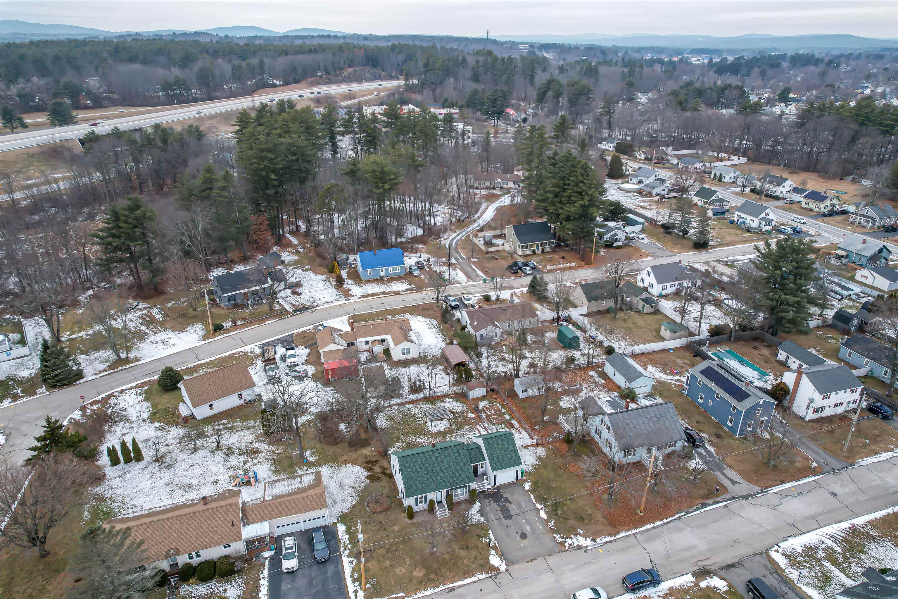11 Elizabeth Street Rochester, NH 03867 - Photo 47 of 51