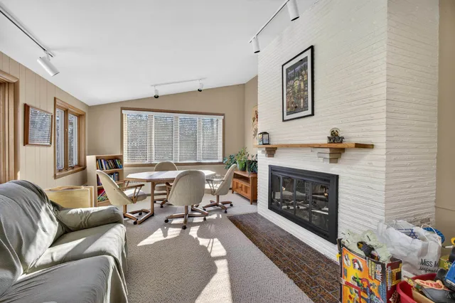 $375,000 | 3232 26th Street, Moline, IL 61265