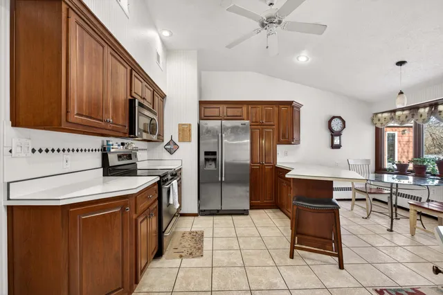 $375,000 | 3232 26th Street, Moline, IL 61265