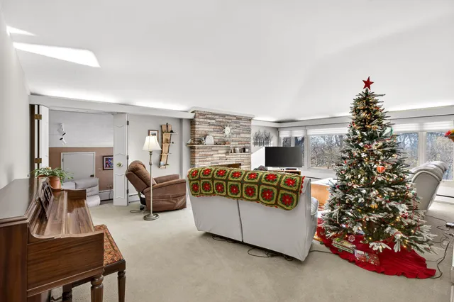 $375,000 | 3232 26th Street, Moline, IL 61265