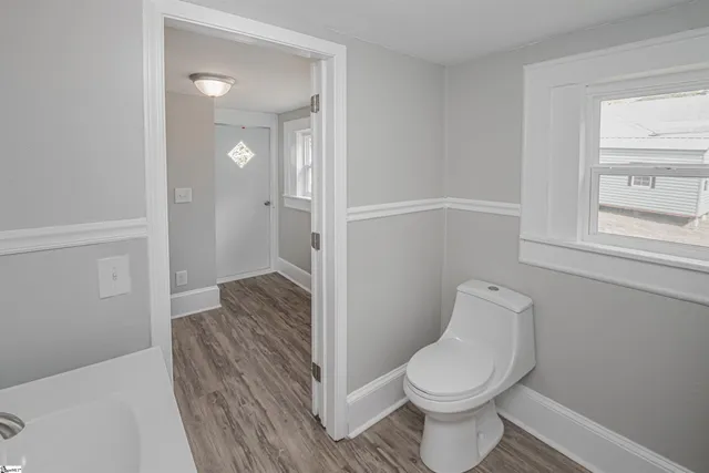 $1,300 | 209 Pickens Street, Unit A, Easley, SC 29640