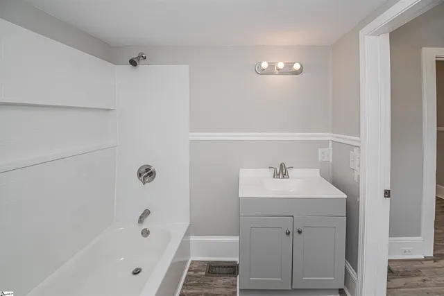 $1,300 | 209 Pickens Street, Unit A, Easley, SC 29640