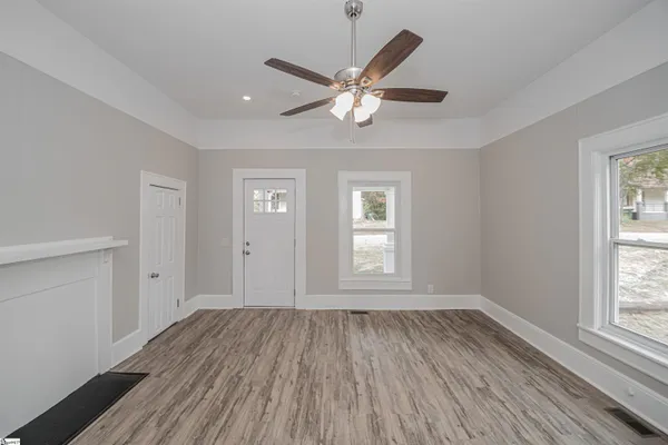 $1,300 | 209 Pickens Street, Unit A, Easley, SC 29640