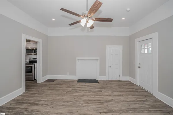 $1,300 | 209 Pickens Street, Unit A, Easley, SC 29640