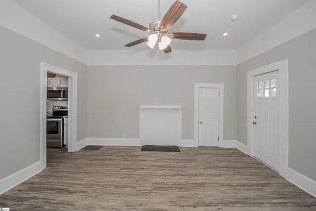 $1,300 | 209 Pickens Street, Unit A, Easley, SC 29640