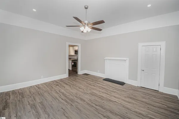 $1,300 | 209 Pickens Street, Unit A, Easley, SC 29640