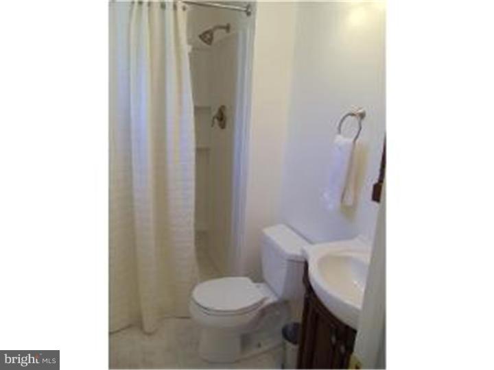 524 Fairview Road Medford, NJ 08055 - Photo 13 of 22 Bathroom