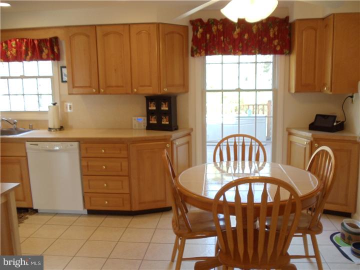 524 Fairview Road Medford, NJ 08055 - Photo 6 of 22 Kitchen