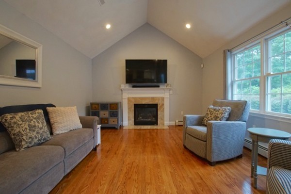 209 Judge Road Lynn, MA 01904 - Photo 8 of 29 Gallery Image 8