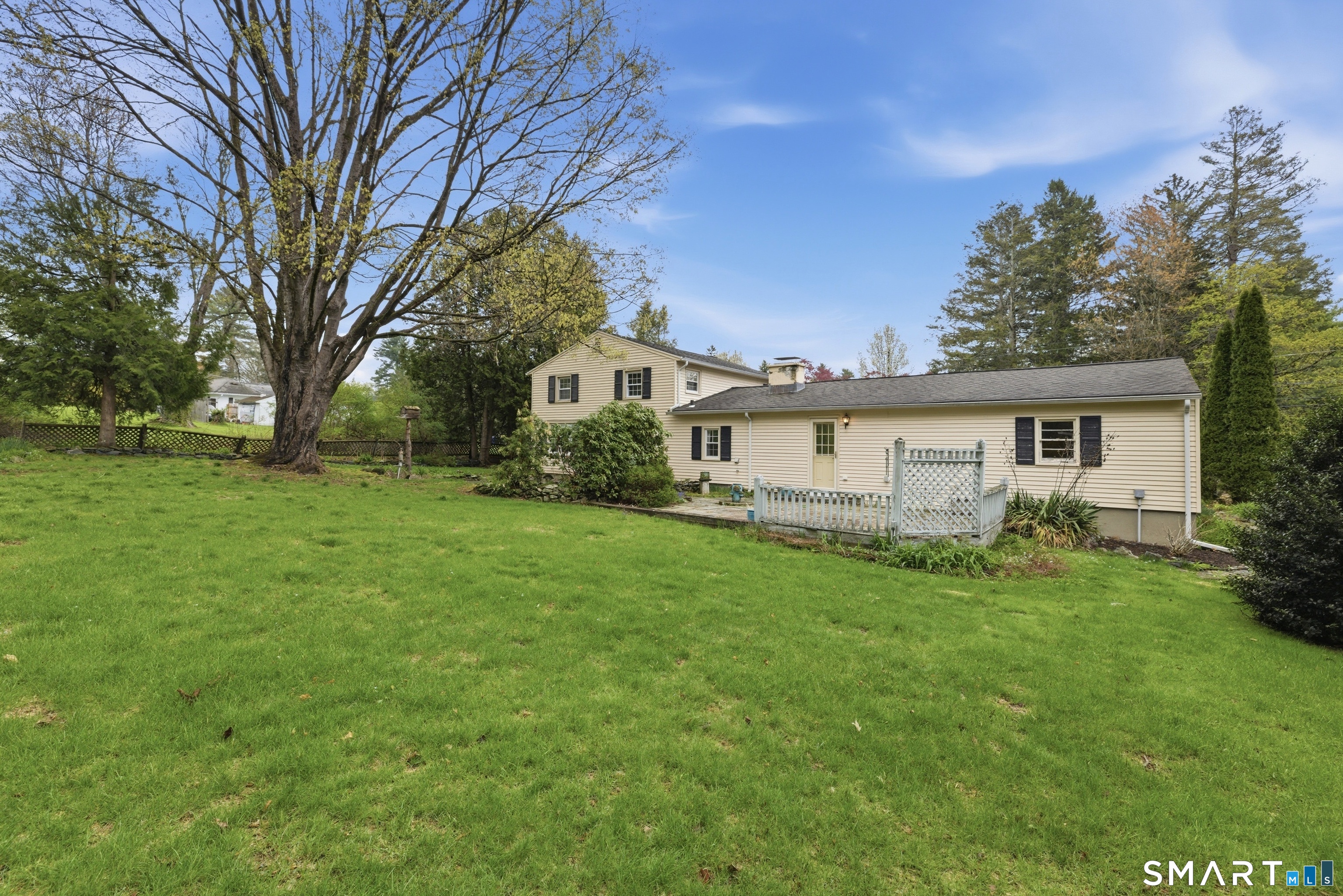 16 Hamilton Lane Watertown, CT 06795 - Photo 35 of 40