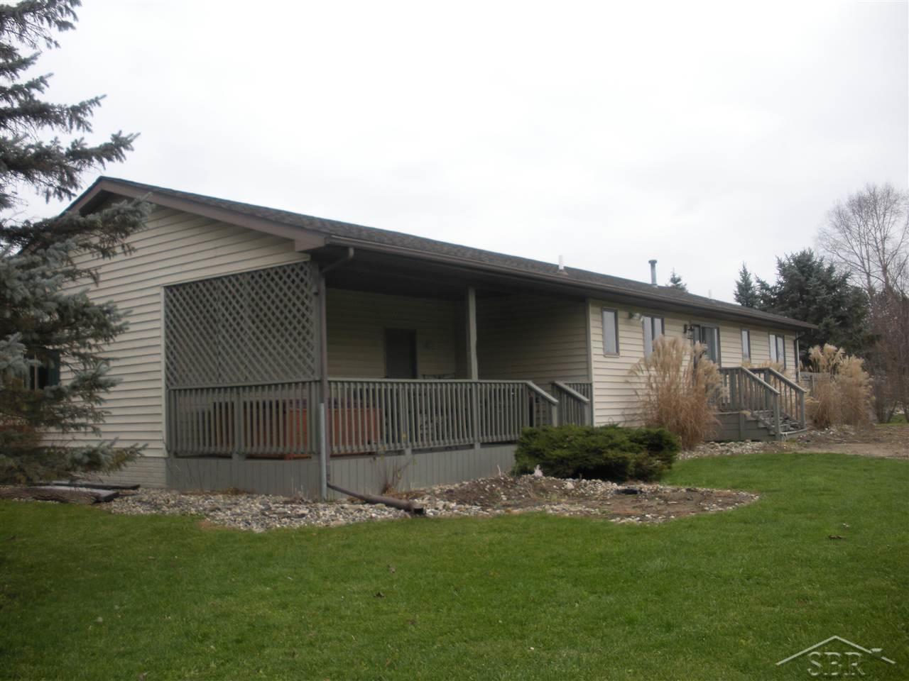 10237 West Stanley Road Flushing, MI 48433 - Photo 22 of 26 31308822-21.JPG