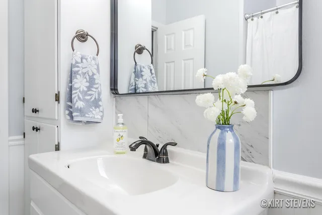 $285,000 | 1045 40th Street Southwest, Wyoming, MI 49509