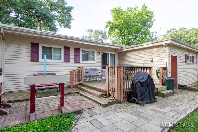 $285,000 | 1045 40th Street Southwest, Wyoming, MI 49509