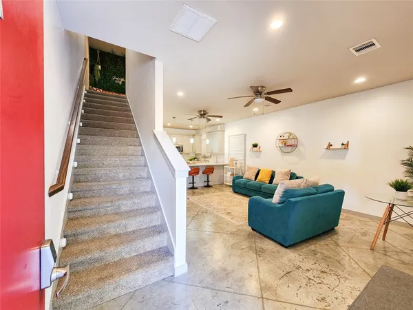 $1,575 | 5910 Shelburne Street, Unit A, Houston, TX 77396