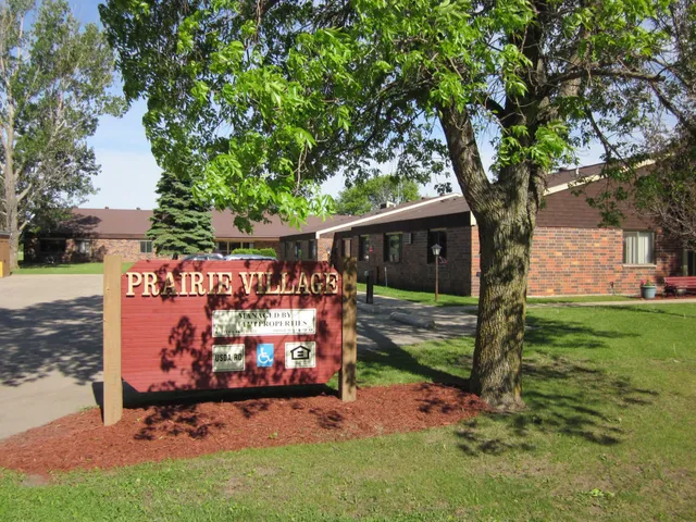 $675 | 107 North 4th Avenue, Unit 1, Parkers Prairie, MN 56361