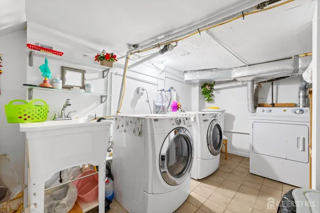 $750,000 | 122 South Lincoln Avenue, Middlesex, NJ 08846