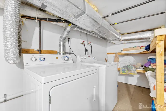 $750,000 | 122 South Lincoln Avenue, Middlesex, NJ 08846