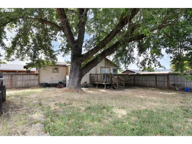 $235,000 | 1951 Austin Road, Roseburg, OR 97471