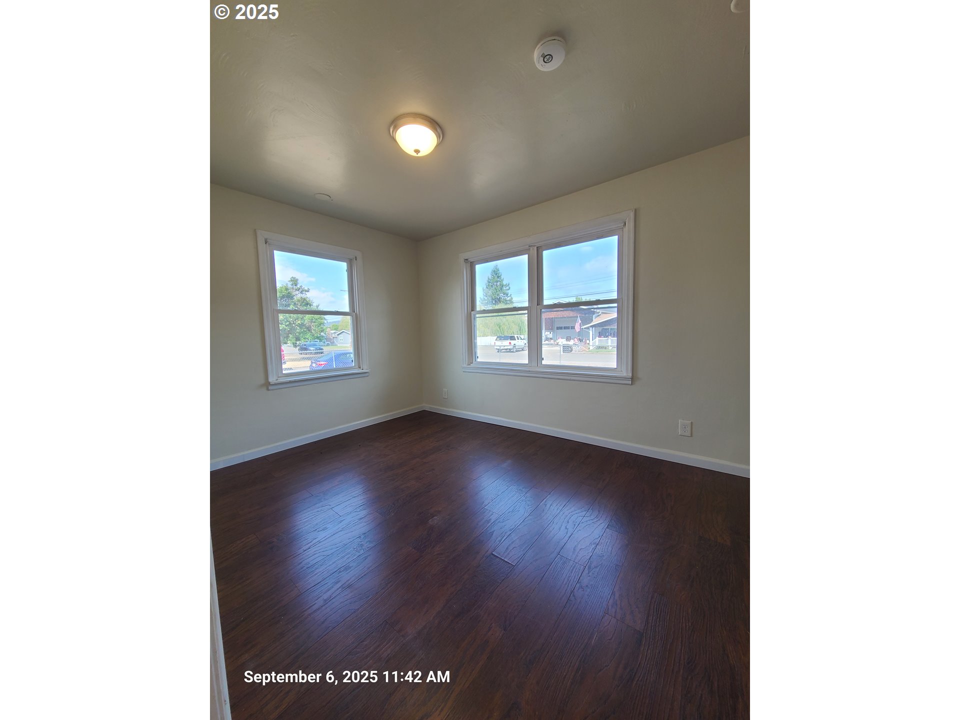 1951 Austin Road Roseburg, OR 97471 - Photo 27 of 41