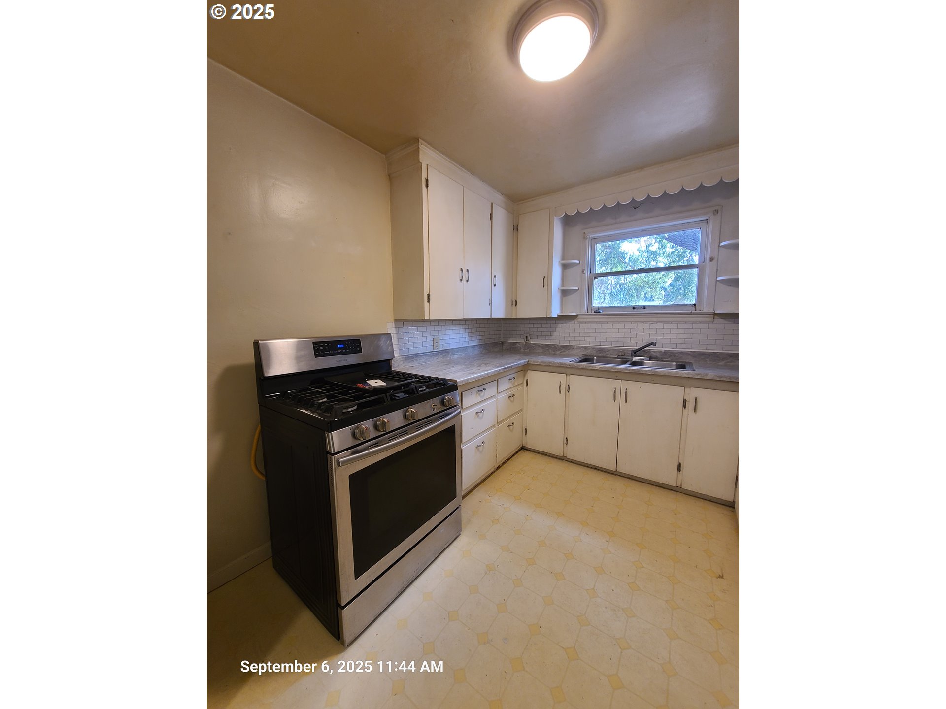 1951 Austin Road Roseburg, OR 97471 - Photo 37 of 41