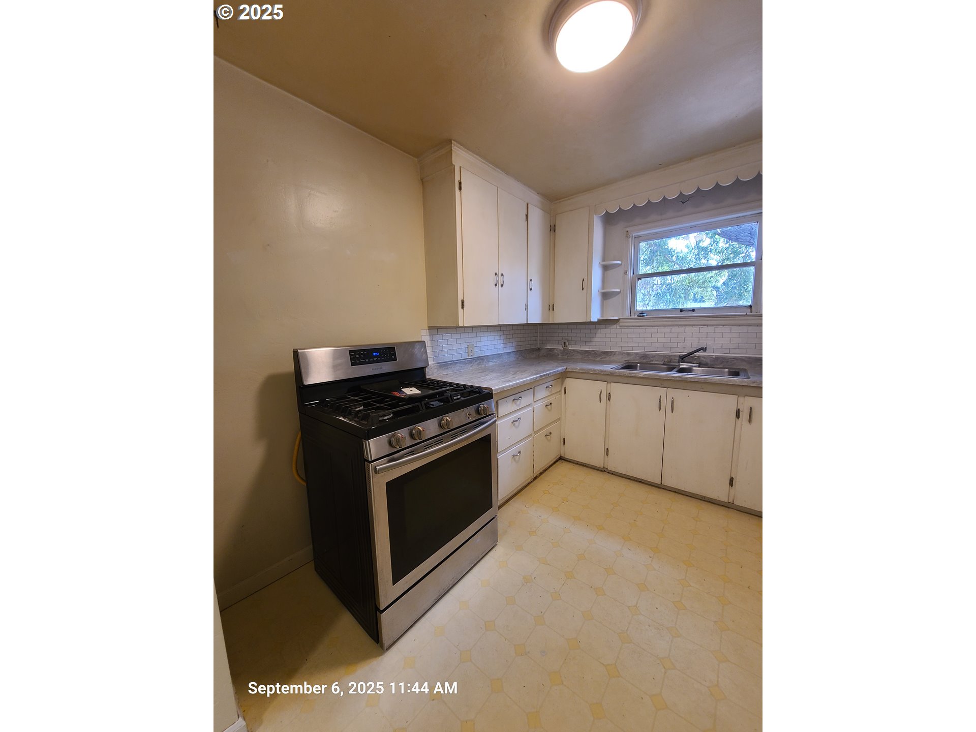 1951 Austin Road Roseburg, OR 97471 - Photo 38 of 41