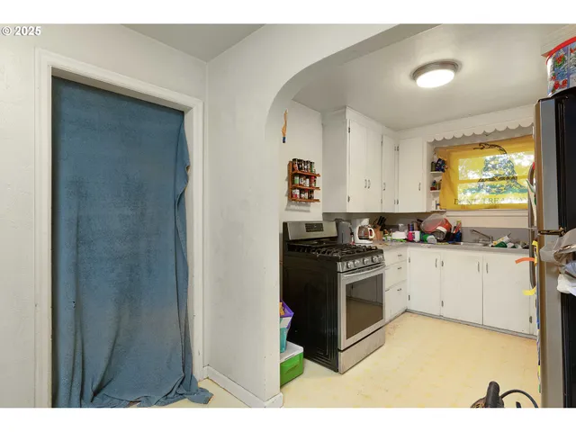 $235,000 | 1951 Austin Road, Roseburg, OR 97471