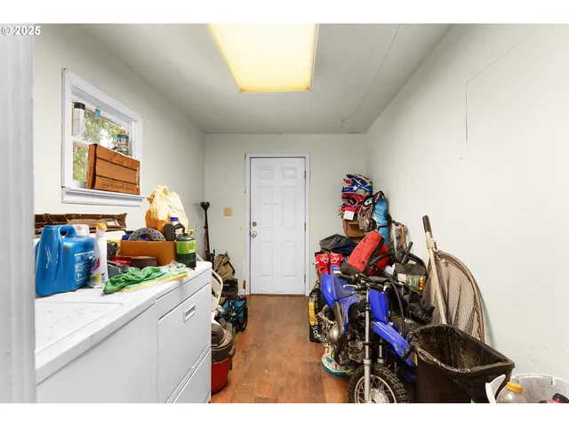 $235,000 | 1951 Austin Road, Roseburg, OR 97471