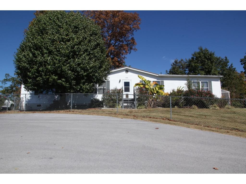 900 Summer Sound Road Piney Flats, TN 37686 - Photo 2 of 20 Photo 2