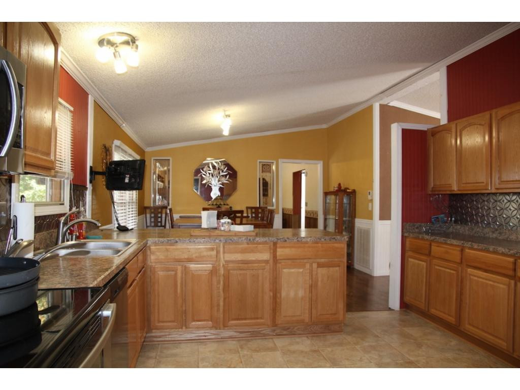 900 Summer Sound Road Piney Flats, TN 37686 - Photo 9 of 20 Photo 9