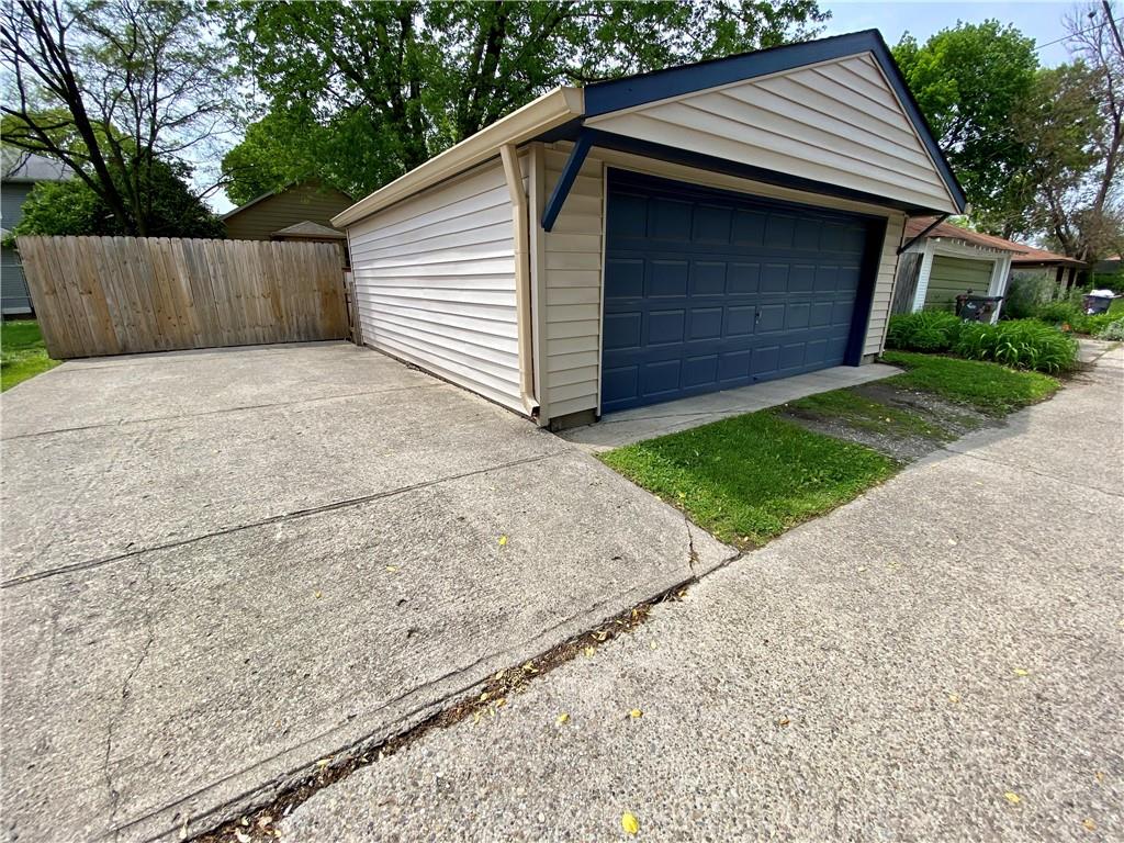 915 North Riley Avenue Indianapolis, IN 46201 - Photo 27 of 28 Gallery Image 27
