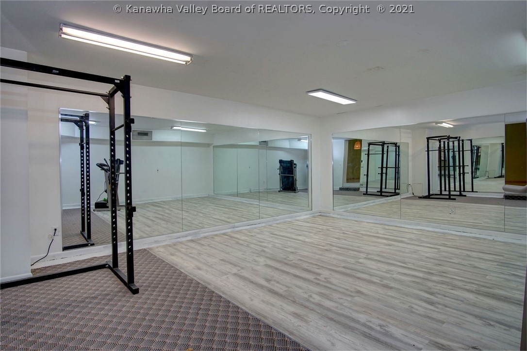 1409 Stonehenge Road Charleston, WV 25314 - Photo 43 of 45 Gallery Image 43