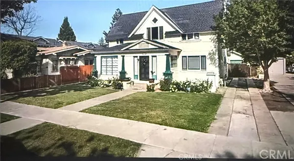 $4,350 | 465 South Olive Street, Orange, CA 92866