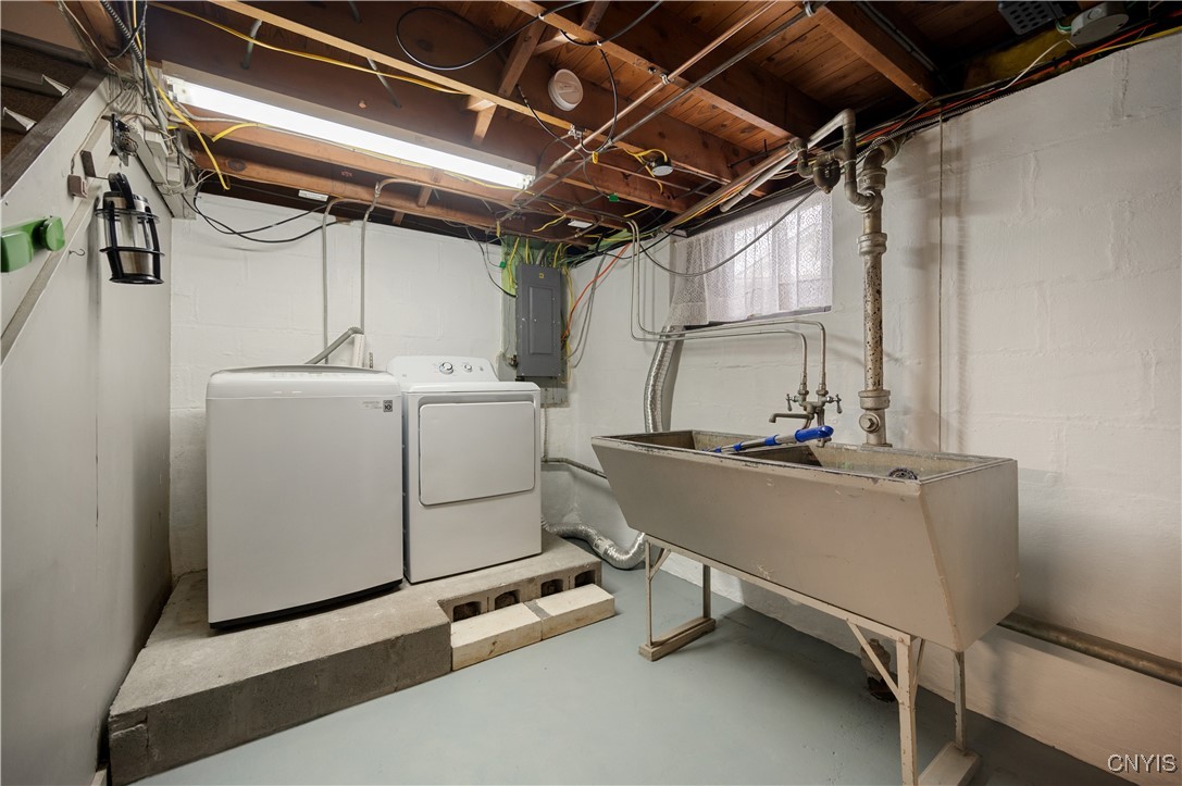 1011 Jervis Avenue Rome, NY 13440 - Photo 33 of 40