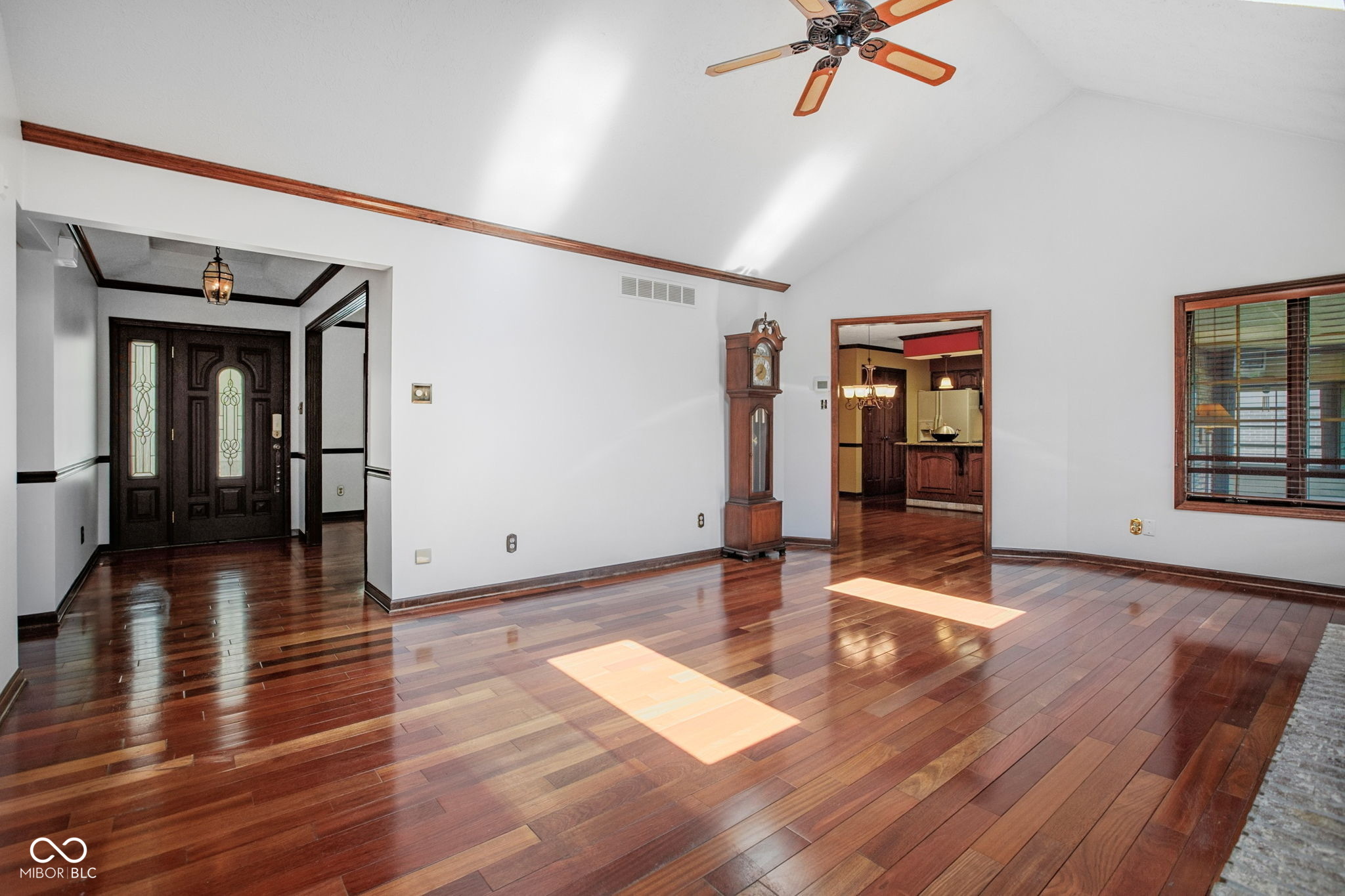 4407 Moss Ridge Lane Indianapolis, IN 46237 - Photo 15 of 71