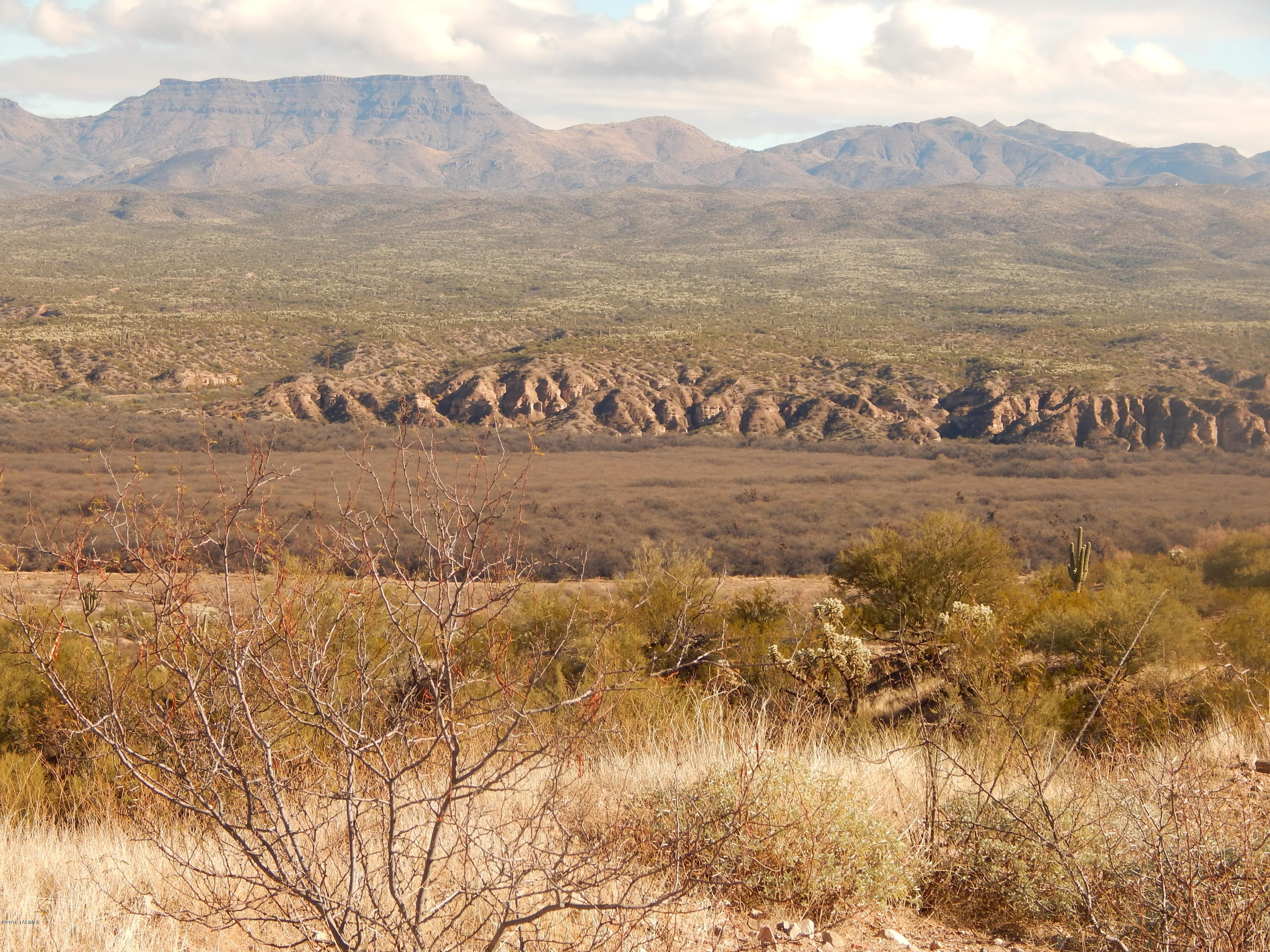 Barrows Place Mammoth, AZ 85618 - Photo 3 of 9