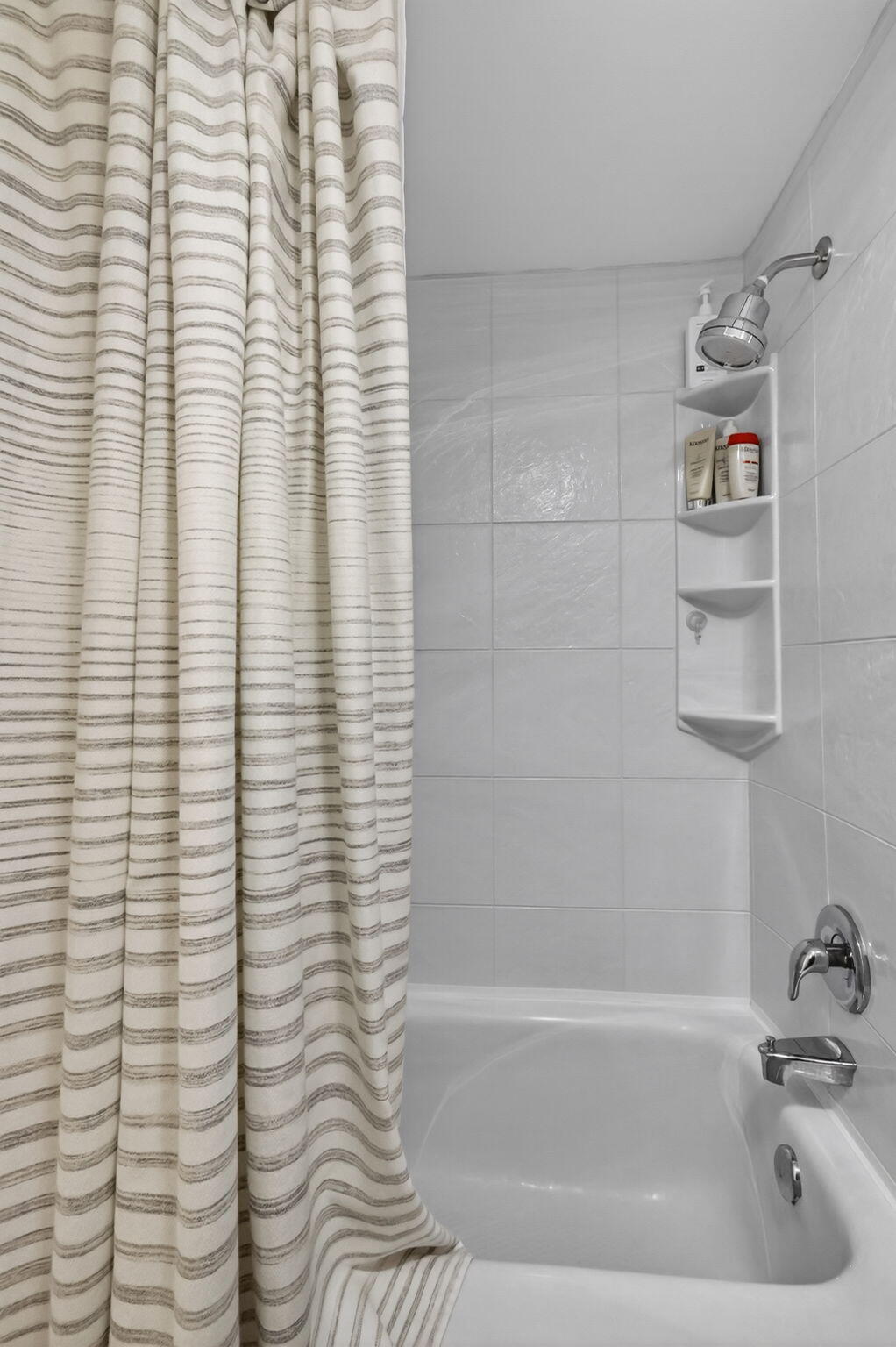 501 Dotterel Road, Unit 27C Delray Beach, FL 33444 - Photo 22 of 31 22-web-or-mls-F14A1871