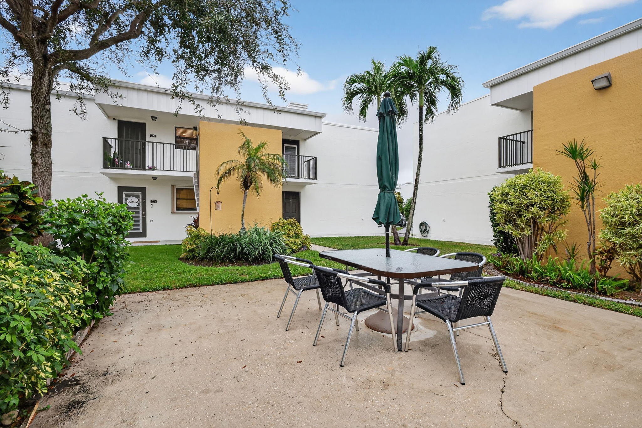 501 Dotterel Road, Unit 27C Delray Beach, FL 33444 - Photo 29 of 31 29-web-or-mls-F14A1978