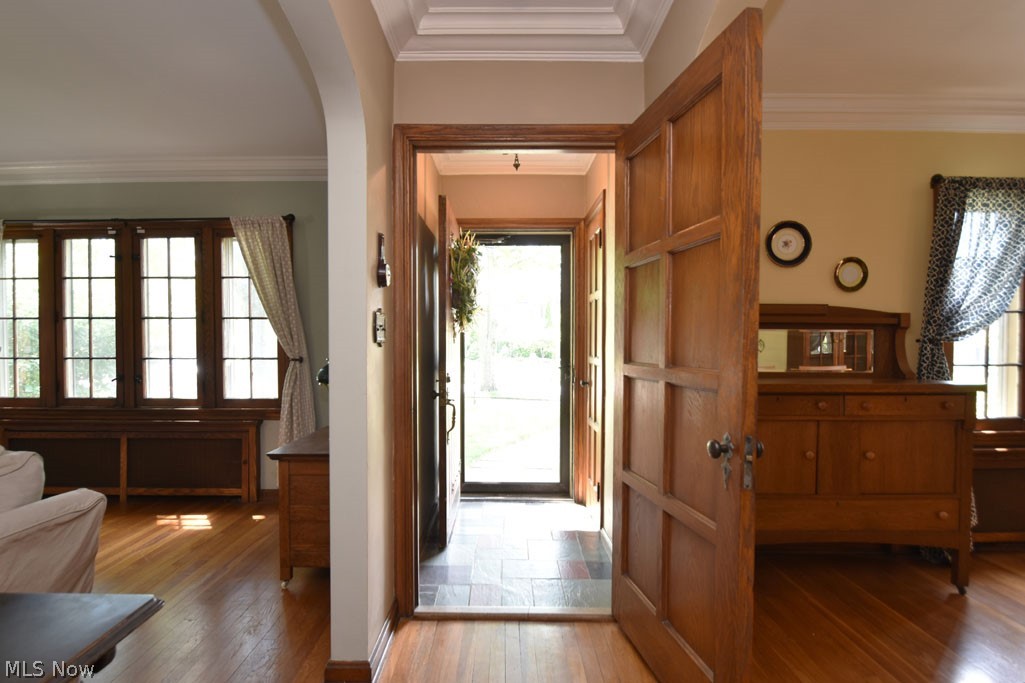 2607 Dysart Road Cleveland, OH 44118 - Photo 2 of 34 Gallery Image 2