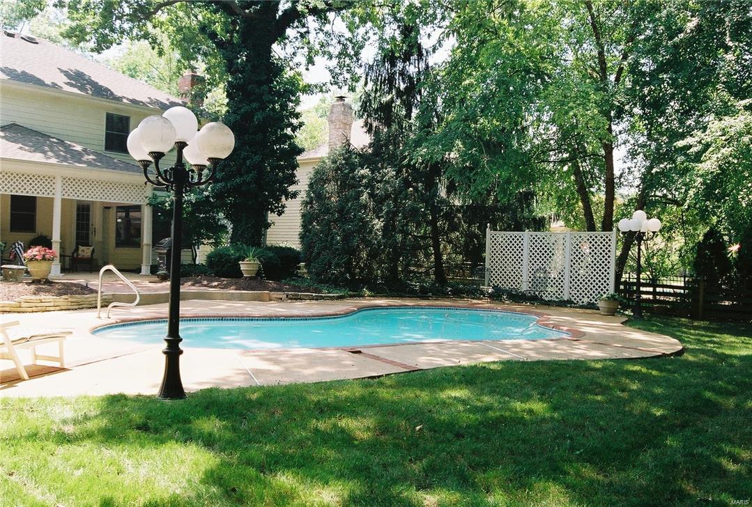 15915 Wetherburn Road Chesterfield, MO 63017 - Photo 22 of 24 Gallery Image 22