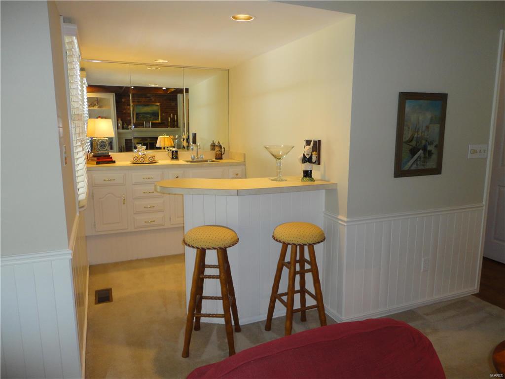 15915 Wetherburn Road Chesterfield, MO 63017 - Photo 10 of 24 Gallery Image 10