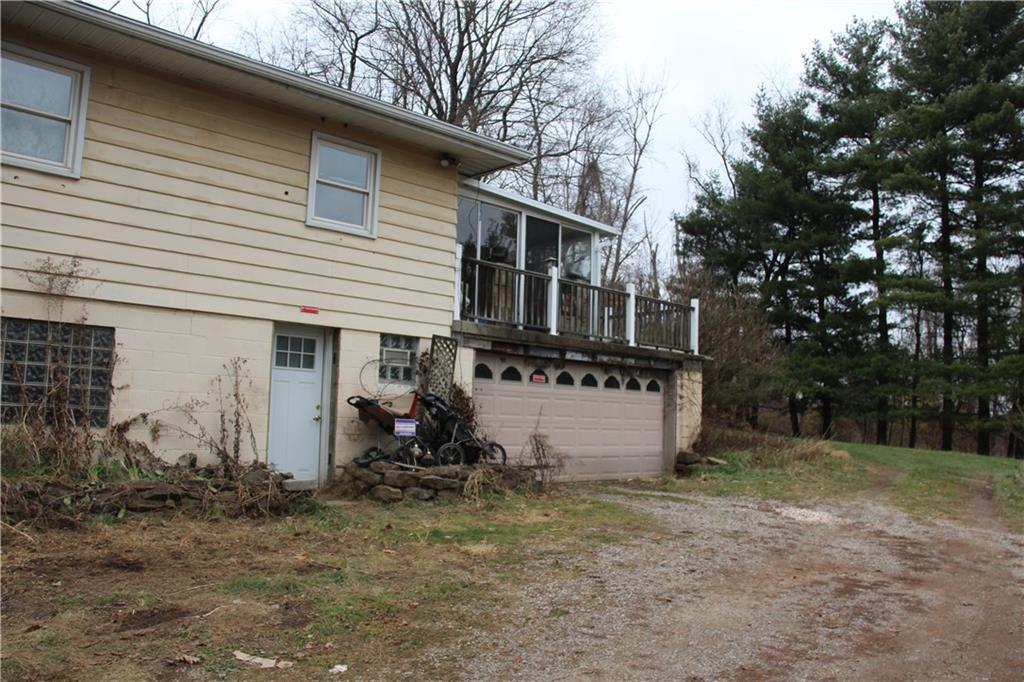 502 Roosevelt Road Pittsburgh, PA 15237 - Photo 17 of 25 Gallery Image 17