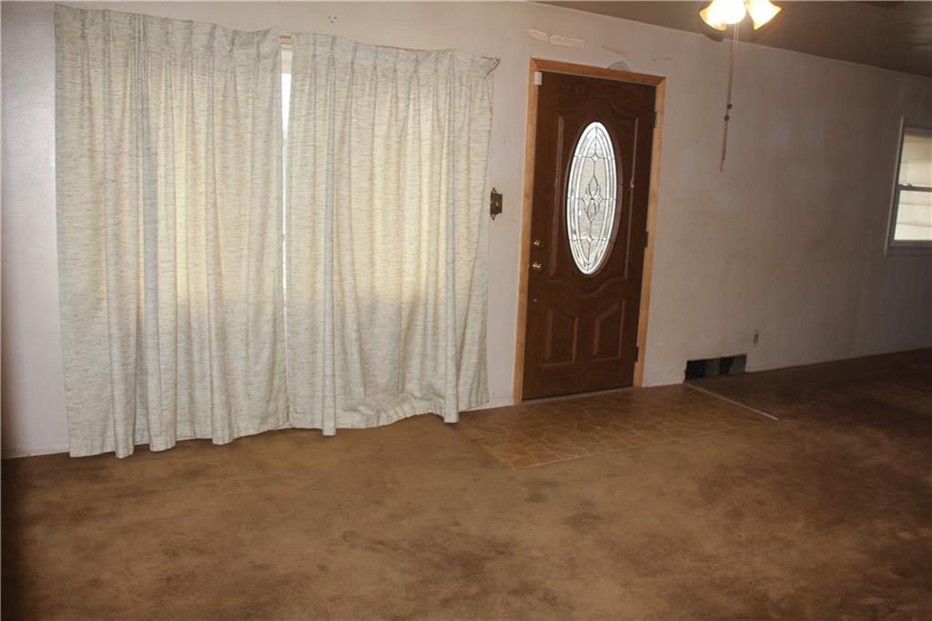 502 Roosevelt Road Pittsburgh, PA 15237 - Photo 4 of 25 Gallery Image 4