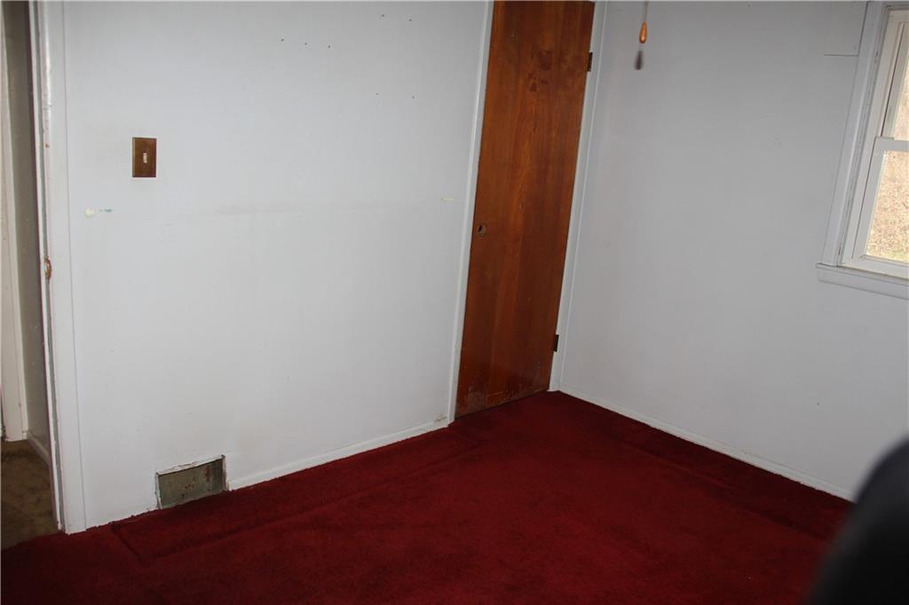 502 Roosevelt Road Pittsburgh, PA 15237 - Photo 10 of 25 Gallery Image 10