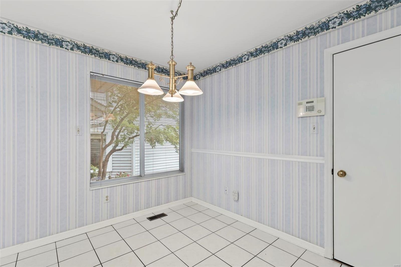 1688 Ridgeview Cir Drive Ballwin, MO 63021 - Photo 23 of 62 Gallery Image 23