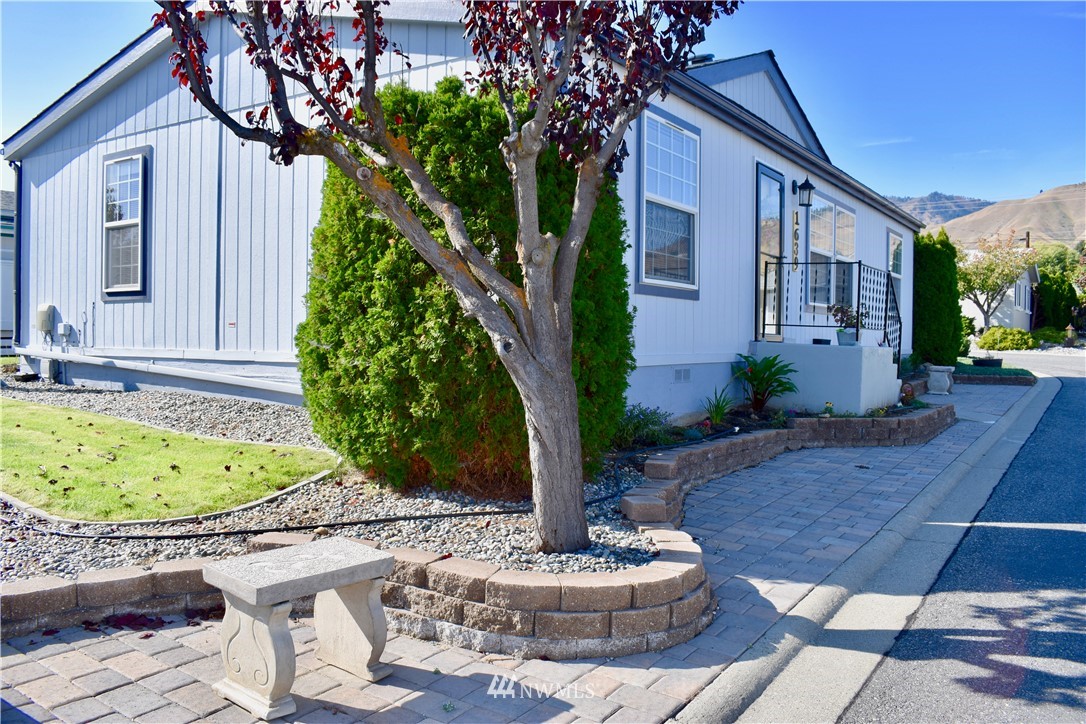 1639 Meadow Ridge Drive Wenatchee, WA 98801 - Photo 14 of 15 Gallery Image 14